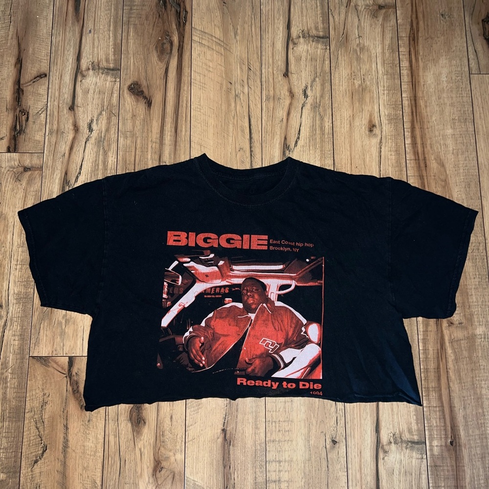 cropped tee